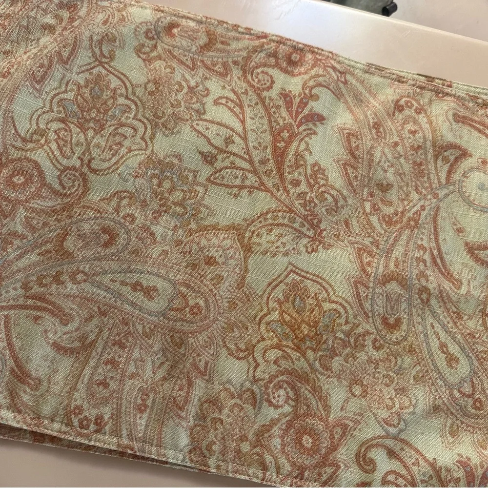 Tommy Bahama East India Paisley Placemats Set of 2
